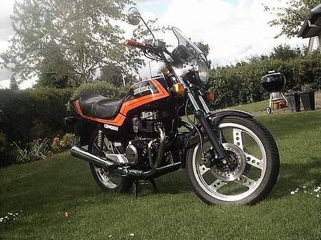 Honda CB400 N - Solgt billede 4