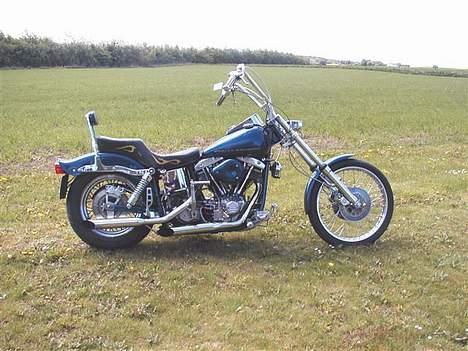 Harley Davidson Custom FX - Så er vinklen ændret med ca. 9 grader - har mærkeligt nok stadig gode køreegenskaber billede 9