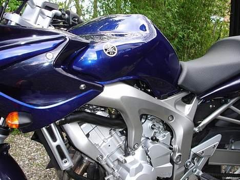 Yamaha FZ6-S 2005 - SOLGT billede 3