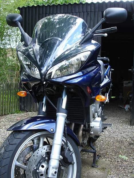 Yamaha FZ6-S 2005 - SOLGT billede 4