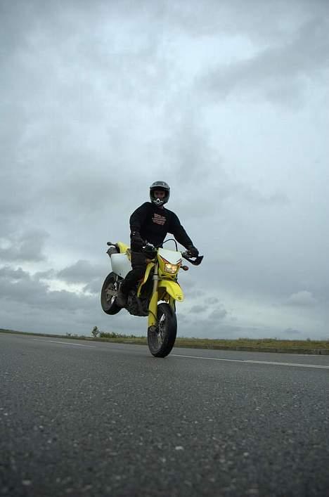 Suzuki DRZ400SM *TYVLÅNT!* billede 12