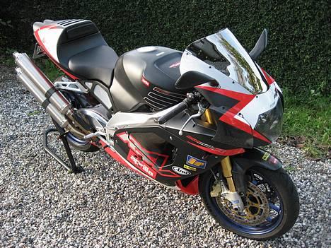 Aprilia RSV Mille R - RSV Mille R  billede 1