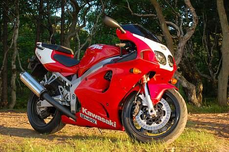 Kawasaki ZX7R (Solgt) billede 7