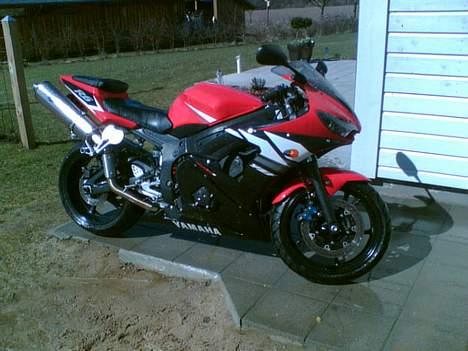 Yamaha YZF R6 billede 2