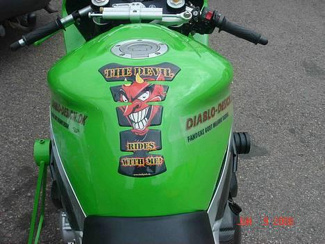 Yamaha YZF-R1 billede 8