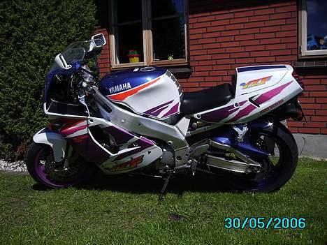 Yamaha YZF750R (solgt)  - Som dyret så ud ved salg billede 9