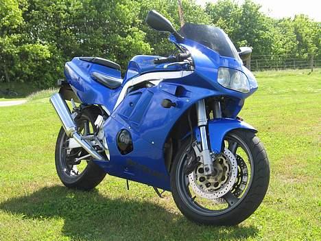 Suzuki gsxr 400r gk76a (SOLGT) billede 3
