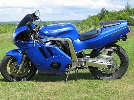 Suzuki gsxr 400r gk76a (SOLGT) billede 6