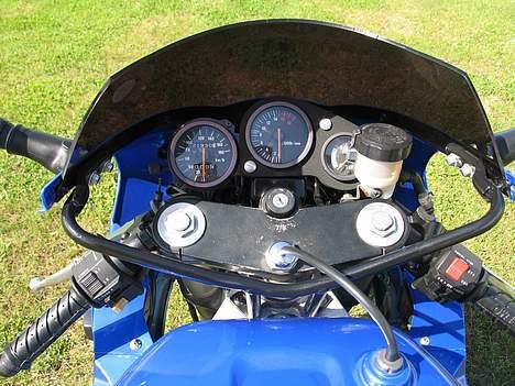 Suzuki gsxr 400r gk76a (SOLGT) billede 12