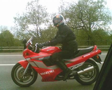 Suzuki GSX750F - på motorvejen hjem fra Bakken. d. 27.05.06 billede 10