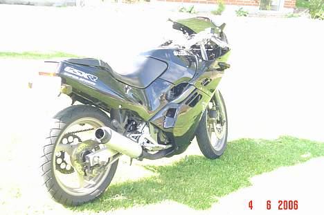 Suzuki gsxr250 solgt billede 10