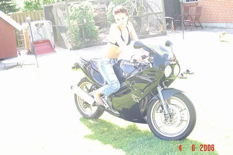 Suzuki gsxr250 solgt billede 13