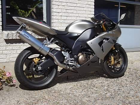 Kawasaki ZX10R Ninja *SOLGT* billede 9