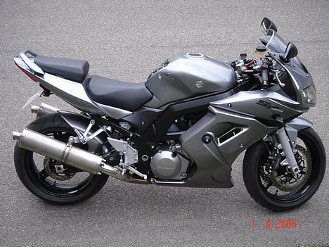 Suzuki SV 1000 S K6 ** SOLGT ** billede 2