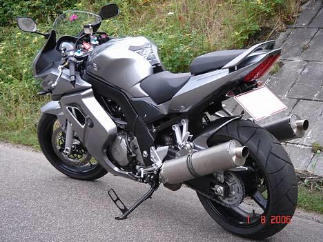 Suzuki SV 1000 S K6 ** SOLGT ** billede 3