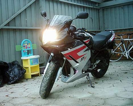 Suzuki GS 500 F billede 2