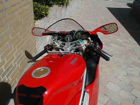 Ducati 998 S  - 1038ccm - Krämer performance gaffelbroen kan lige ses billede 2