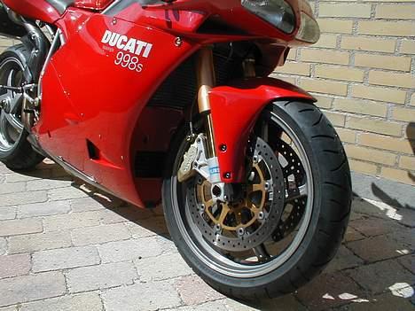 Ducati 998 S  - 1038ccm - Effektive bremser fra Brembo billede 5