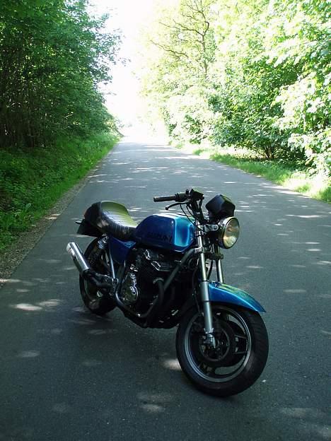 Suzuki Gsx 750 billede 7