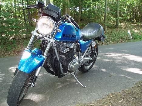 Suzuki Gsx 750 billede 10