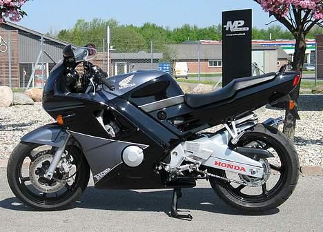 Honda CBR 600 F2 - Fornhandler billede billede 2