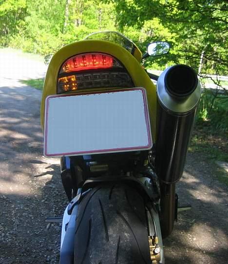 Honda ***CRASHED*** CBR 954RR billede 5