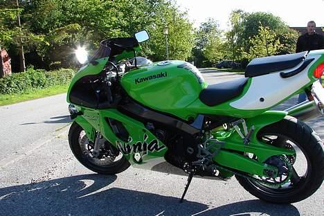 Kawasaki ZX7R CupEdition(Solgt) billede 12