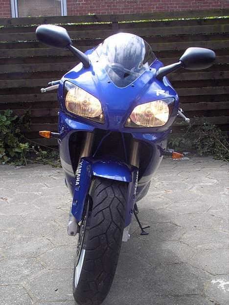 Yamaha yzf R1 billede 9