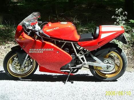 Ducati 400 supersport billede 1