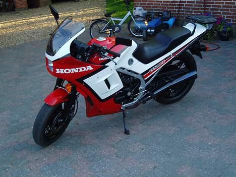 Honda VF 500 F2 billede 1