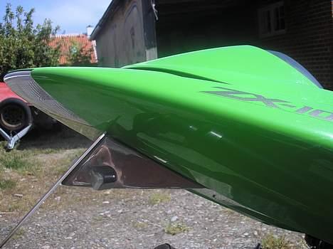 Kawasaki ZX10R - Plade holder made of steel billede 9