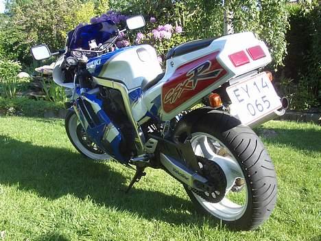 Suzuki GSX-R 400 (SOLGT) billede 8