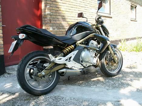 Kawasaki Er 6n billede 3