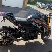 Suzuki GSX-S 750