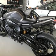 Yamaha FZ1