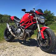 Ducati Monster 1100 EVO