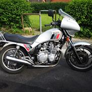 Yamaha Xj 750 s