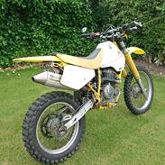 Suzuki DR 350