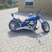 Harley Davidson Rocker c