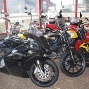 Ducati 999