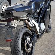Ducati 999