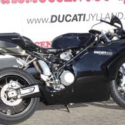 Ducati 999