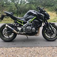 Kawasaki Z900