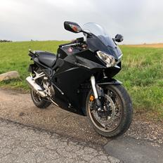 Honda VFR 800 F RC79E