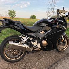 Honda VFR 800 F RC79E