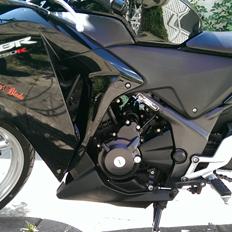 Honda CBR250RA