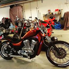 Suzuki Intruder VS700 GLG