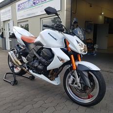 Kawasaki Z1000