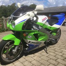 Kawasaki Zxr