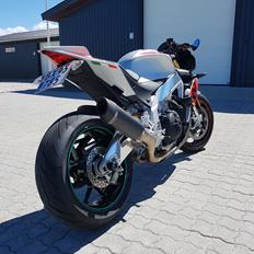 Aprilia Tuono V4 1100